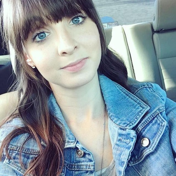 Meet your Posher, Hunter - Picture 1 of 1